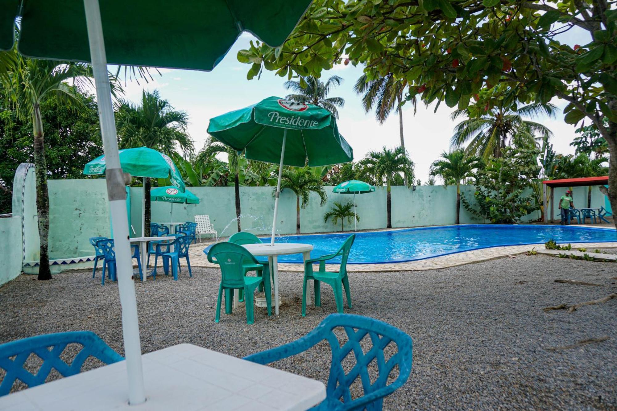 Hotel Nuevo Amanecer El Catey Eksteriør bilde